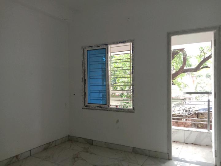 Beehive Garden, Belghoria Main Image 1