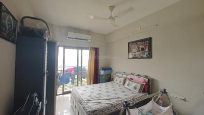 Bedroom Image of 1215 Sq.ft 2 BHK Apartment / Flat for sale in Shivam Pearl 79, Shilaj Ahmedabad for Rs. 6500000