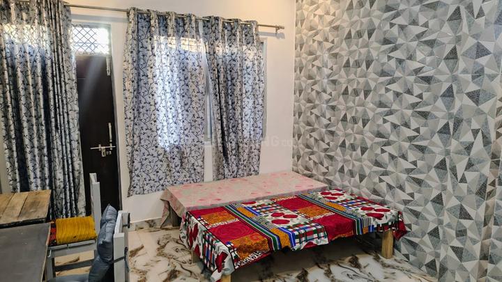 Bedroom Image of Room in Hasanganj, Lucknow