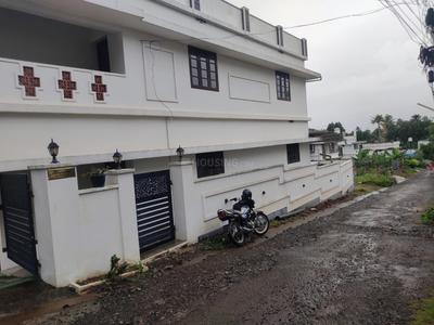 Image of 1500 Sq.ft 3 BHK Independent House for rent in Aluva, Kochi for Rs. 20000