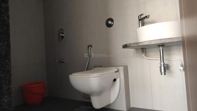 Image of 750 Sq.ft 2 BHK Apartment / Flat for rent in Raoji Sojpal Building, Dadar West, Mumbai for Rs. 90000