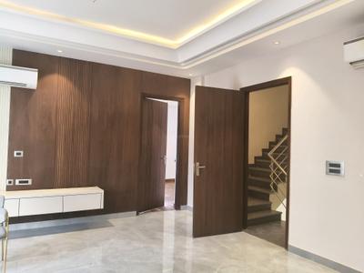 Living Room Image of 2300 Sq.ft 4 BHK Builder Floor for sale in Sector 40 Gurgaon for Rs. 36500000