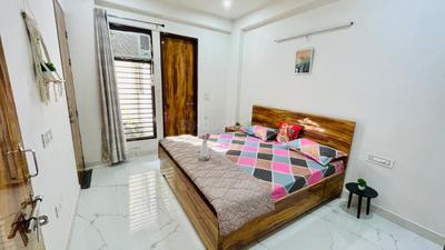 Bedroom Image of 1500 Sq.ft 2 BHK Builder Floor for rent in Sector 28 Gurgaon for Rs. 45000