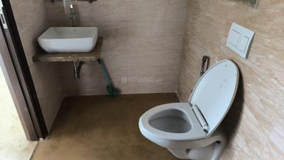 Image of 825 Sq.ft 2 BHK Apartment / Flat for rent in Ekta Tripolis, Goregaon West, Mumbai for Rs. 80000