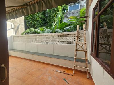 Balcony Image of 4500 Sq.ft 3.5 BHK Builder Floor for rent in Gulmohar Park New Delhi for Rs. 260000