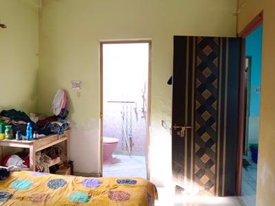 Bedroom Image of 950 Sq.ft 3 BHK Apartment / Flat for sale in Jadavpur Kolkata for Rs. 5000000