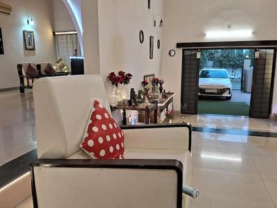 Hall Image of 5400 Sq.ft 7 BHK Independent House for rent in Arera Colony Bhopal for Rs. 200000