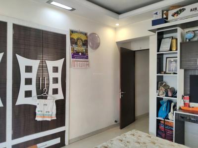Bedroom Image of 950 Sq.ft 2 BHK Apartment / Flat for sale in Lodha Paradise, Thane West Thane for Rs. 16900000