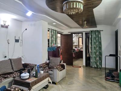 Living Room Image of 1100 Sq.ft 3 BHK Apartment / Flat for sale in Mahavir Enclave New Delhi for Rs. 7800000