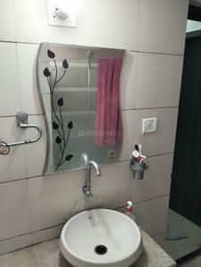Bathroom Image of 1200 Sq.ft 3 BHK Duplex for rent in Narayan Gardens, New Alkapuri Vadodara for Rs. 50000