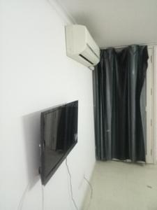 Hall Image of 350 Sq.ft 1 RK Independent House for rent in DLF Phase 3 Gurgaon for Rs. 19000
