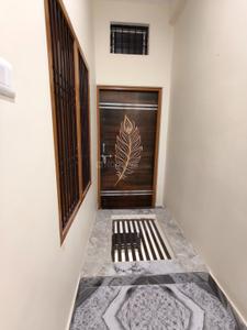 Image of 750 Sq.ft 1 BHK Apartment / Flat for rent in Susuwahi, Varanasi for Rs. 10000
