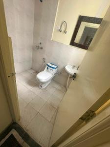 Bathroom Image of 800 Sq.ft 3 BHK Apartment / Flat for rent in Pyramid Altia, Sector 70 Gurgaon for Rs. 35000