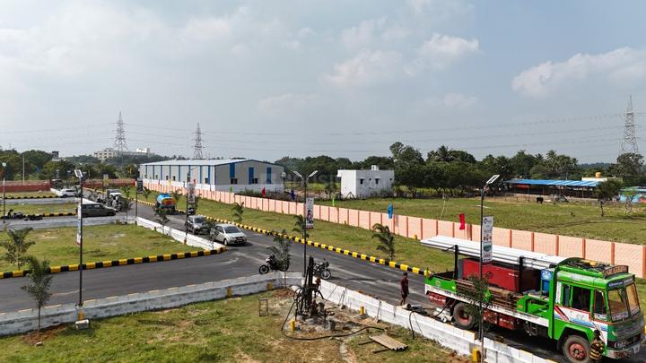 Kelambakkam Main Image 1