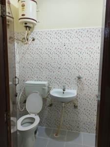 Image of 1000 Sq.ft 2 BHK Builder Floor for rent in Doddanekundi, Bengaluru for Rs. 29000
