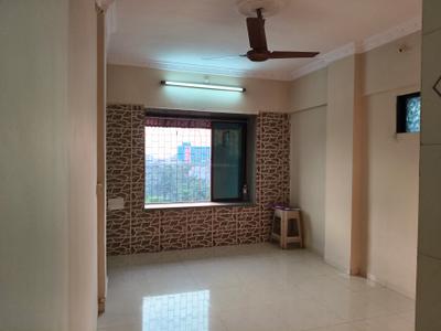 Bedroom Image of 790 Sq.ft 2 BHK Apartment / Flat for rent in Borivali West Mumbai for Rs. 50000