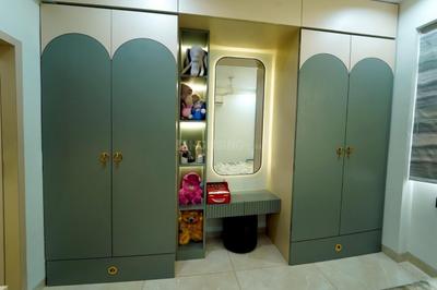 Bedroom Image of 2190 Sq.ft 3 BHK Apartment / Flat for sale in Vastrapur Ahmedabad for Rs. 18500000