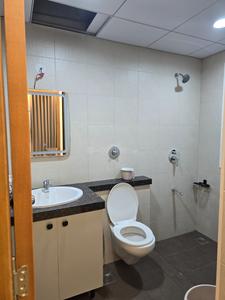 Bathroom Image of 1090 Sq.ft 2 BHK Apartment / Flat for sale in Sobha Dream Heights, Gujarat International Finance Tec City Gandhinagar for Rs. 15000000