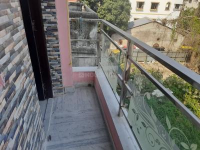 Balcony Image of 650 Sq.ft 1 BHK Apartment / Flat for rent in Beliaghata Kolkata for Rs. 15000
