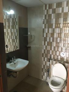 Bathroom Image of 1250 Sq.ft 2 BHK Apartment / Flat for rent in Indira Nagar Bengaluru for Rs. 60000