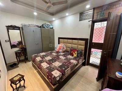 Bedroom Image of 900 Sq.ft 2 BHK Builder Floor for sale in Lajpat Nagar New Delhi for Rs. 17000000
