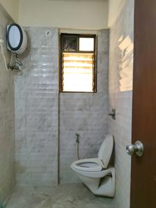 Common Bathroom Image of 920 Sq.ft 2 BHK Apartment / Flat for rent in Kasarvadavali Thane for Rs. 26000