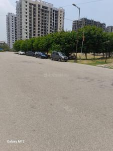 Image of 1400 Sq.ft 3.5 BHK Apartment / Flat for rent in Sare Spring View Heights, Lal Kuan, Ghaziabad for Rs. 18000