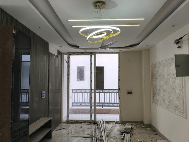 The Ultima 107 Main Image 1