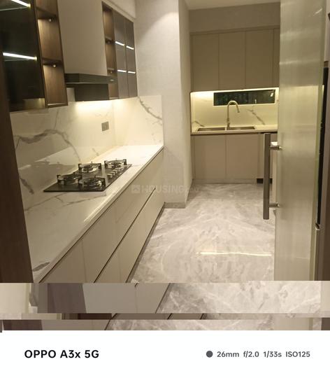 DLF Phase 5 Kitchen 1