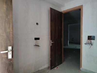 Bedroom Image of 1110 Sq.ft 3 BHK Apartment / Flat for sale in Mehrauli New Delhi for Rs. 8000000