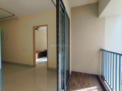Balcony Image of 870 Sq.ft 2 BHK Apartment / Flat for rent in Unimark Lakewood Estate, New Garia Kolkata for Rs. 28000
