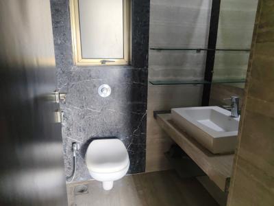 Image of 1015 Sq.ft 2 BHK Apartment / Flat for rent in Kalpataru Aura, Ghatkopar West, Mumbai for Rs. 90000