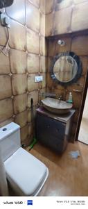 Bathroom Image of 1350 Sq.ft 3 BHK Apartment / Flat for sale in Siddharth Apartment, Paschim Vihar New Delhi for Rs. 14100000