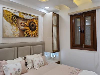 Bedroom Image of 810 Sq.ft 3 BHK Apartment / Flat for sale in Dwarka Mor New Delhi for Rs. 5700000