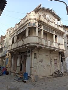 1.5 BHK Flat