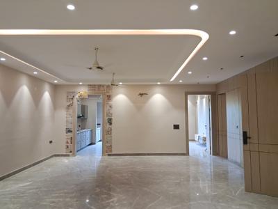Living Room Image of 2700 Sq.ft 4 BHK Builder Floor for sale in Paschim Vihar New Delhi for Rs. 60000000