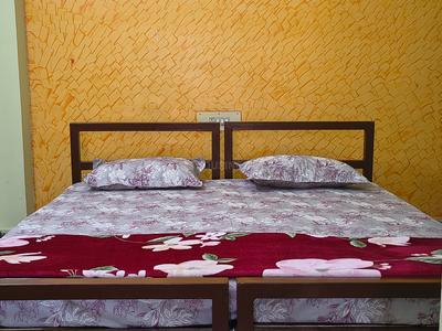 Bedroom Image of 4000 Sq.ft 7 BHK Independent House for sale in Cherlopalli Tirupathi for Rs. 17500000