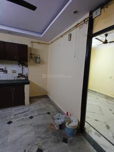 Kitchen Image of 450 Sq.ft 2 BHK Builder Floor for sale in Shakarpur Khas New Delhi for Rs. 5500000