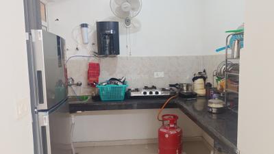 Kitchen Image of 685 Sq.ft 2 BHK Apartment / Flat for sale in Signature Global The Millennia 2, Sector 37D Gurgaon for Rs. 8000000