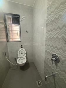 Bathroom Image of 1100 Sq.ft 2 BHK Apartment / Flat for rent in Gokhale Chandramapuri, Kothrud Pune for Rs. 38000