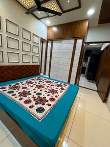Bedroom Image of 1550 Sq.ft 2 BHK Apartment / Flat for sale in Anand Elegance, Shela Ahmedabad for Rs. 8000000