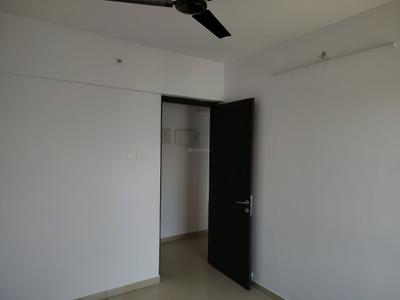 Bedroom Image of 600 Sq.ft 1 BHK Apartment / Flat for rent in Raunak Unnathi Woods, Kasarvadavali Thane for Rs. 16000