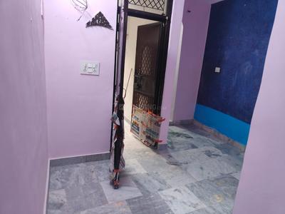 Living Room Image of 350 Sq.ft 1 BHK Builder Floor for sale in Mayur Vihar Phase 1 New Delhi for Rs. 2200000