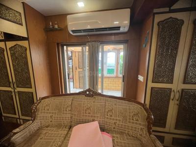 Bedroom Image of 3400 Sq.ft 3 BHK Apartment / Flat for sale in South City, Prince Anwar Shah Connector Kolkata for Rs. 71500000