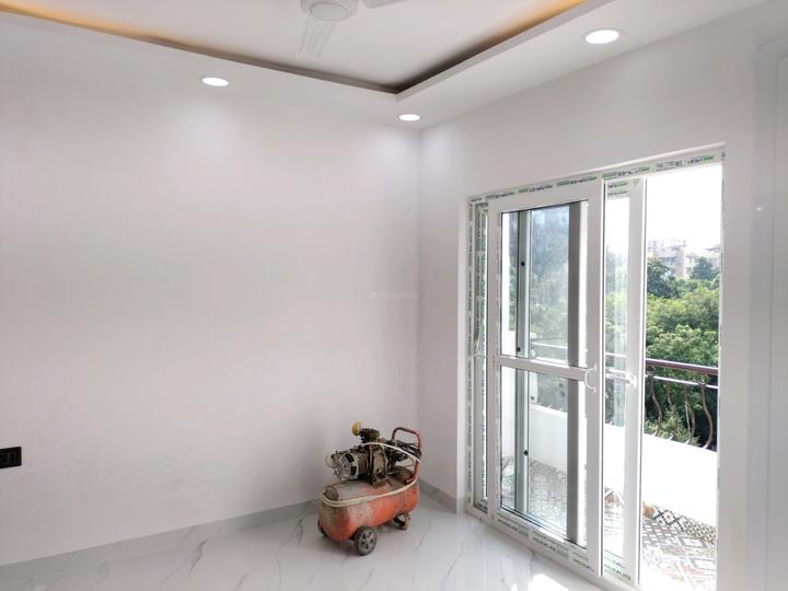 Sector 4 Dwarka Main Image 1