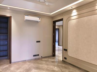 Bedroom Image of 2500 Sq.ft 4 BHK Builder Floor for sale in Greenwood City Floors, Sector 45 Gurgaon for Rs. 44000000