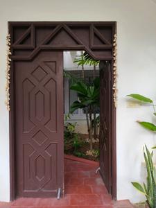 Main Entrance Image of 5500 Sq.ft 3 BHK Independent House for rent in Injambakkam Chennai for Rs. 200000