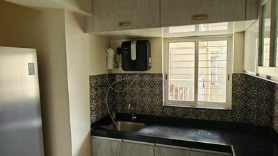 Kitchen Image of 750 Sq.ft 2 BHK Apartment / Flat for rent in Lodha Amara, Kolshet Thane for Rs. 55000