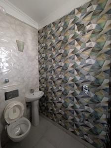 Bathroom Image of 2196 Sq.ft 2 BHK Apartment / Flat for sale in Sector 33 Gurgaon for Rs. 4999999