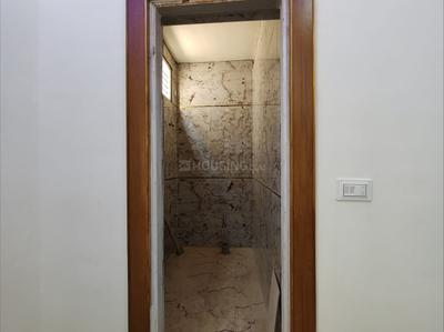 Bathroom Image of 2400 Sq.ft 5 BHK Independent House for sale in Byrathi Bengaluru for Rs. 16500000